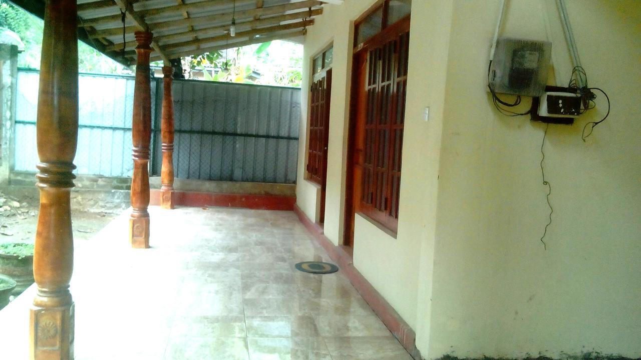 Ranpatha Guest House Kandy Exterior photo