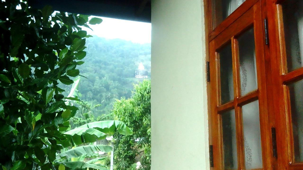 Ranpatha Guest House Kandy Exterior photo