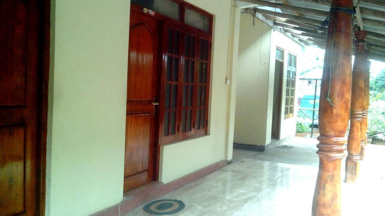 Ranpatha Guest House Kandy Exterior photo